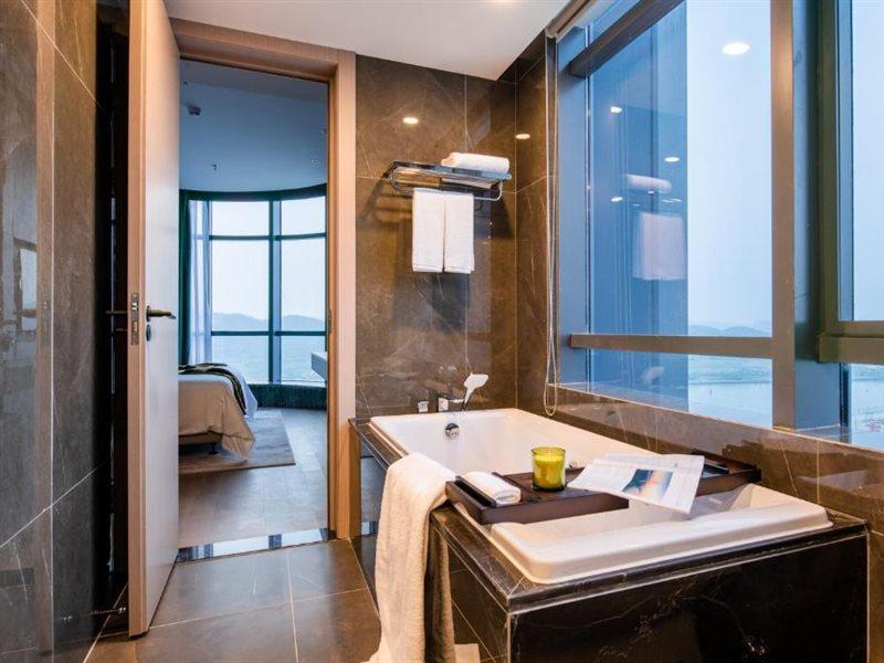 Rezen Hotel Zhuhai Hengqin Border And Exhibition Center Branch 외부 사진